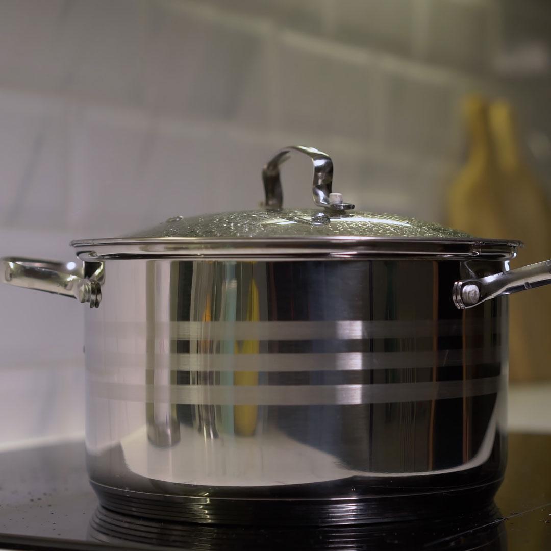 Using the Stove Top to Make Canna Oil 